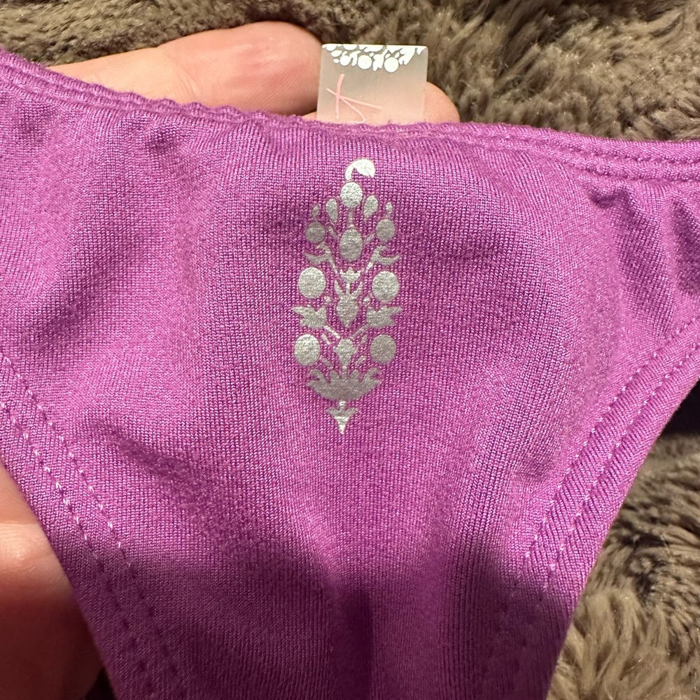 FP Movement by Free People Vibrant Purple Sports Bra - Picture 6 of 8